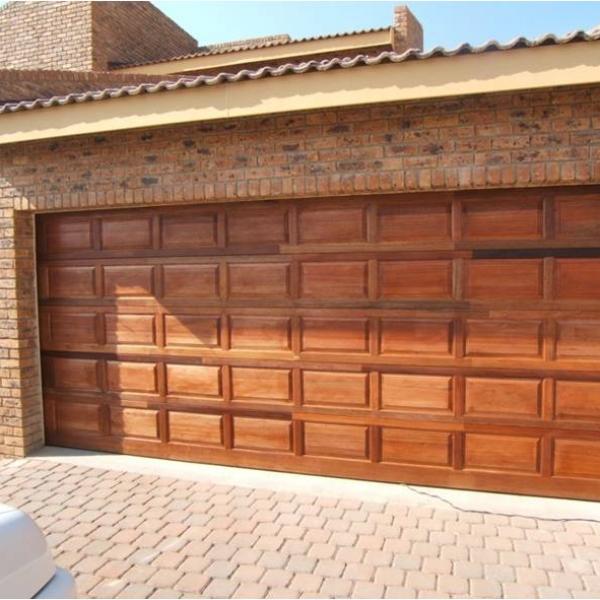 GARAGE DOOR 